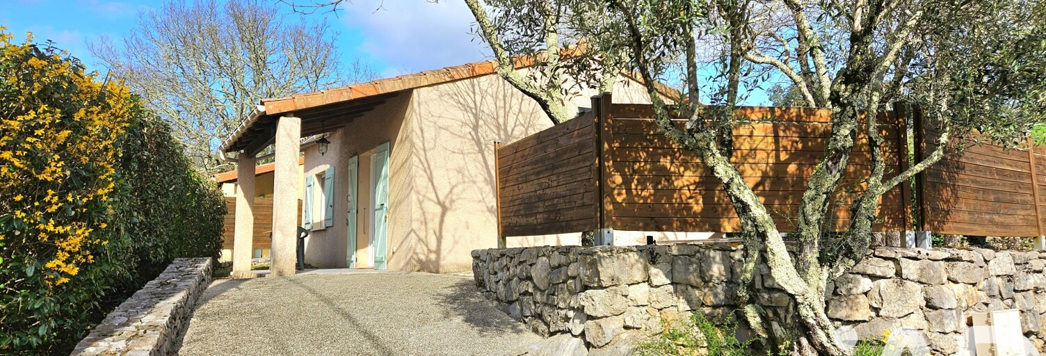 Maison 3 Pièces 45 m² à vendre à Saint-Alban-Auriolles (07120)