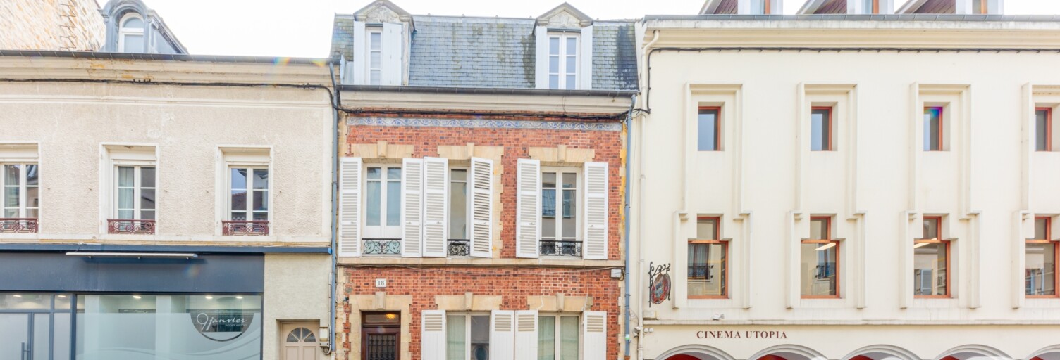 Immeuble  146 m² à vendre à Pontoise (95300)