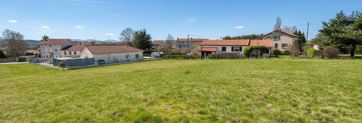 Terrain  1060 m² à vendre à Les Villettes (43600)