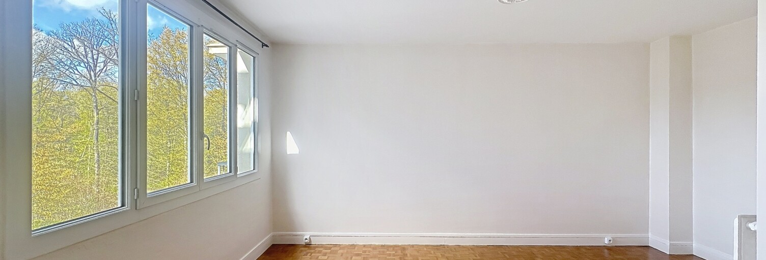 Appartement 1 Pièce 30 m² à vendre à Ozoir-la-Ferrière (77330)
