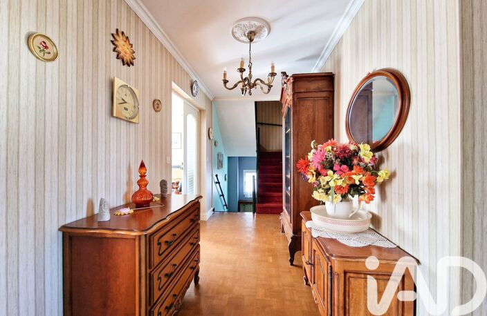 Vente Maison traditionnelle 7 pièces — photo 2