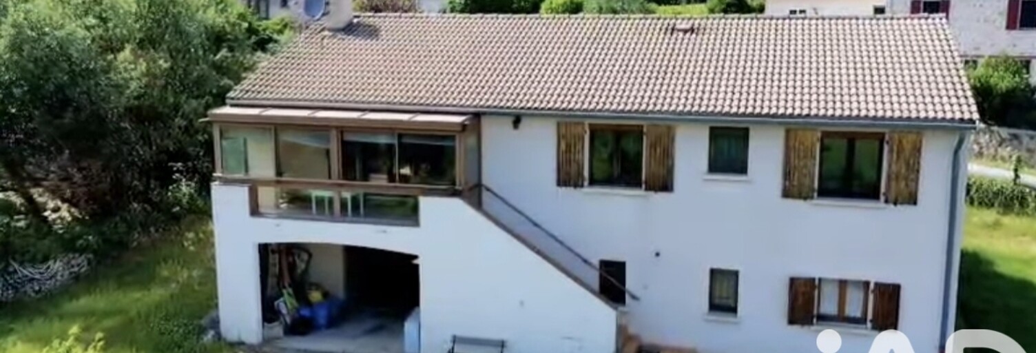 Maison 8 Pièces 130 m² à vendre à Vanosc (07690)