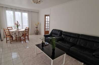Appartement 4 pièces 1330 €