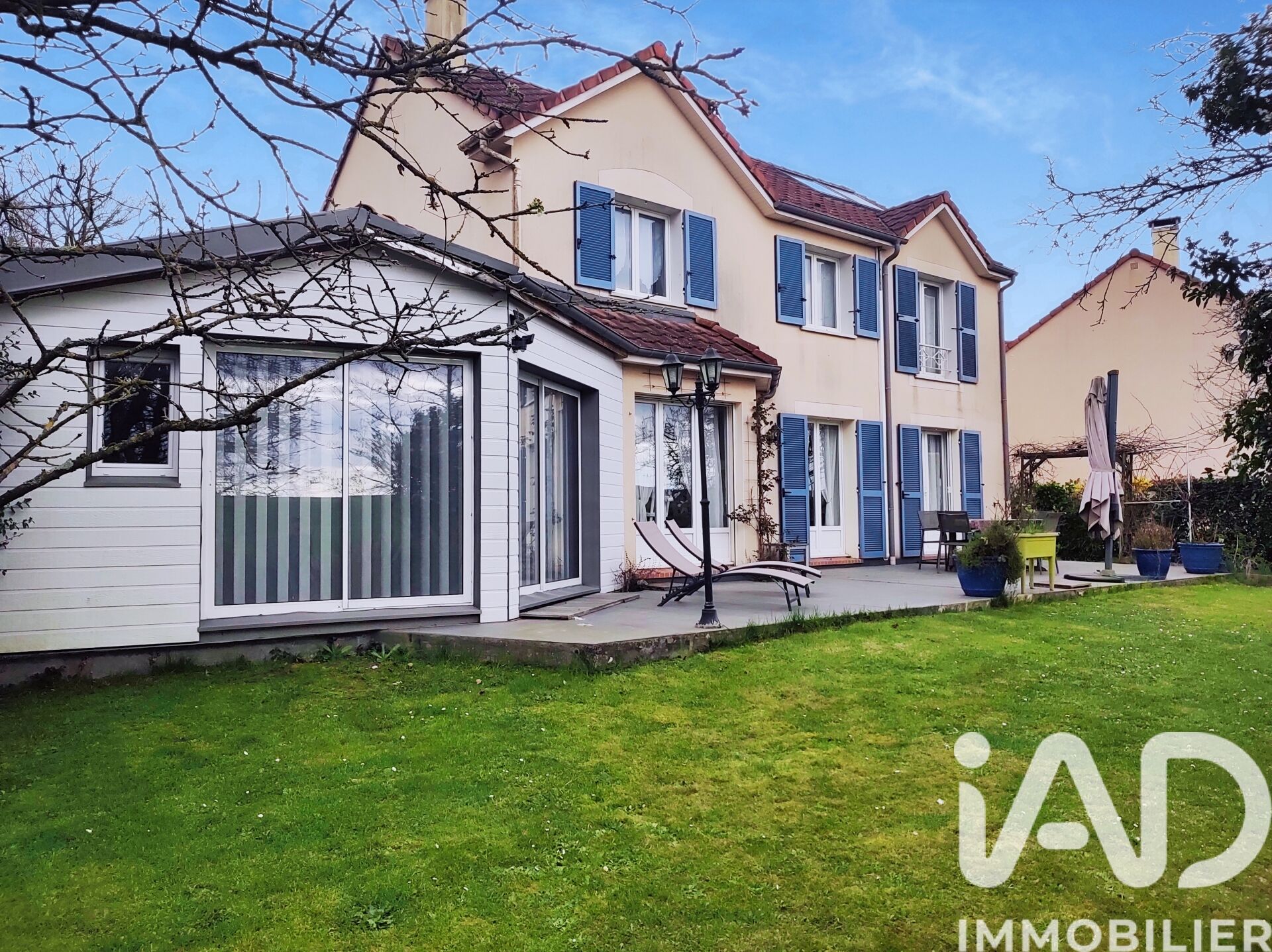 Puiseux-en-France - 158m² - 8p. - 6ch.