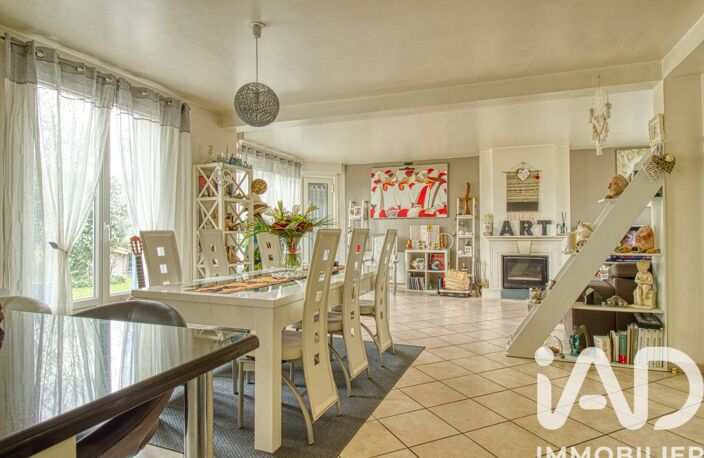 Vente Maison traditionnelle 8 pièces — photo 4