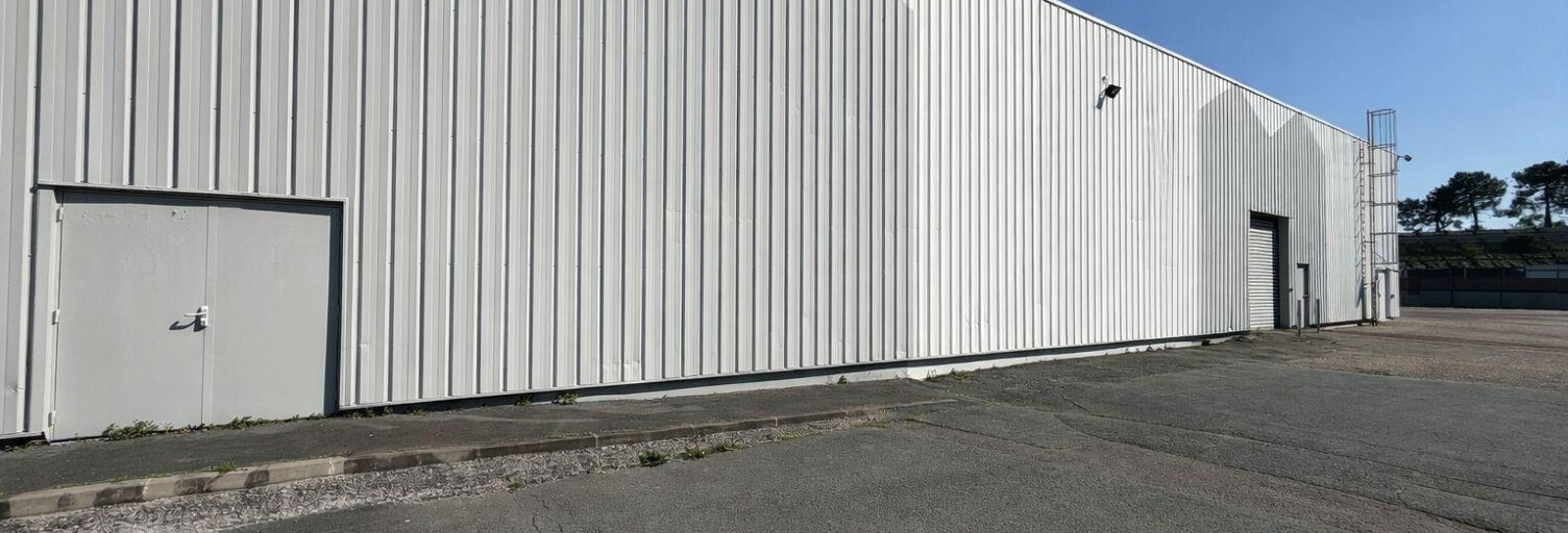 Commerce  1273 m² à louer à Gujan-Mestras (33470)