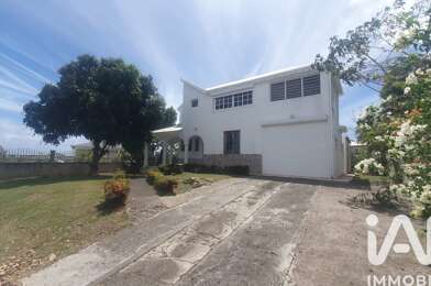 Immeuble  678000 €