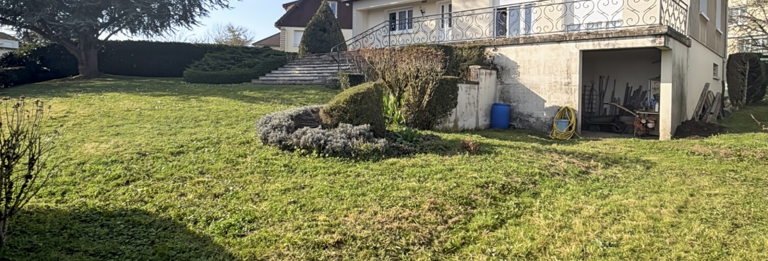 Maison 5 Pièces 121 m² à vendre à Paron (89100)