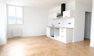 Appartement 3 Pièces 56 m² à louer à Montrottier (69770)