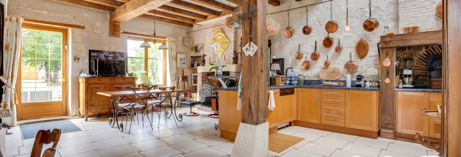 Maison 14 Pièces 385 m² à vendre à Saint-Aignan (41110)