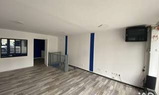 Commerce  60 m² à louer à Saint-Fargeau-Ponthierry (77310)