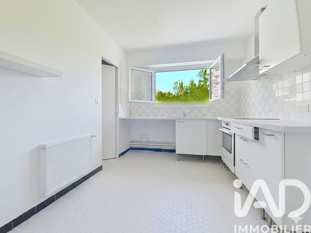 Vente Appartement 5 pièces - Photo 2