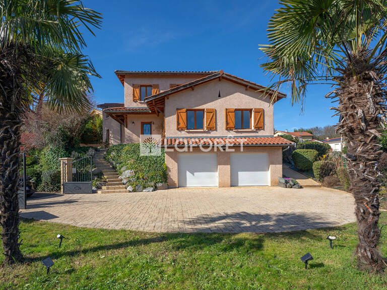 À vendre, maison avec piscine et vue. — photo 1