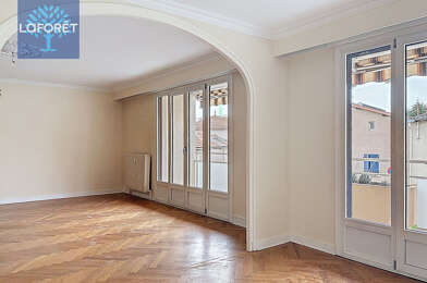 Appartement 5 pièces 1465 €