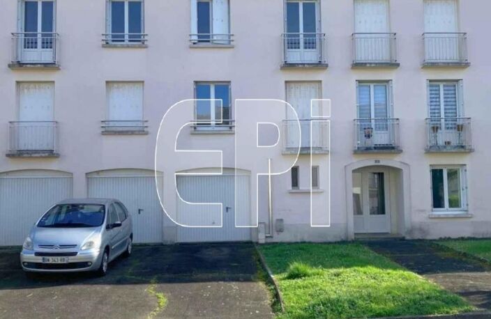 Réf 8133. Richelieu, Appartement T4 de 73 m², 1er étage sans — photo 2