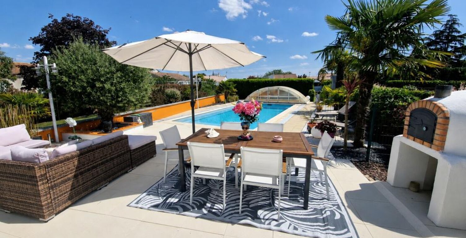 Villa d'Exception 134 m² – Piscine – Jacuzzi – Cuisine d'été – Saint-Michel-en-l'Herm (85) — photo 1