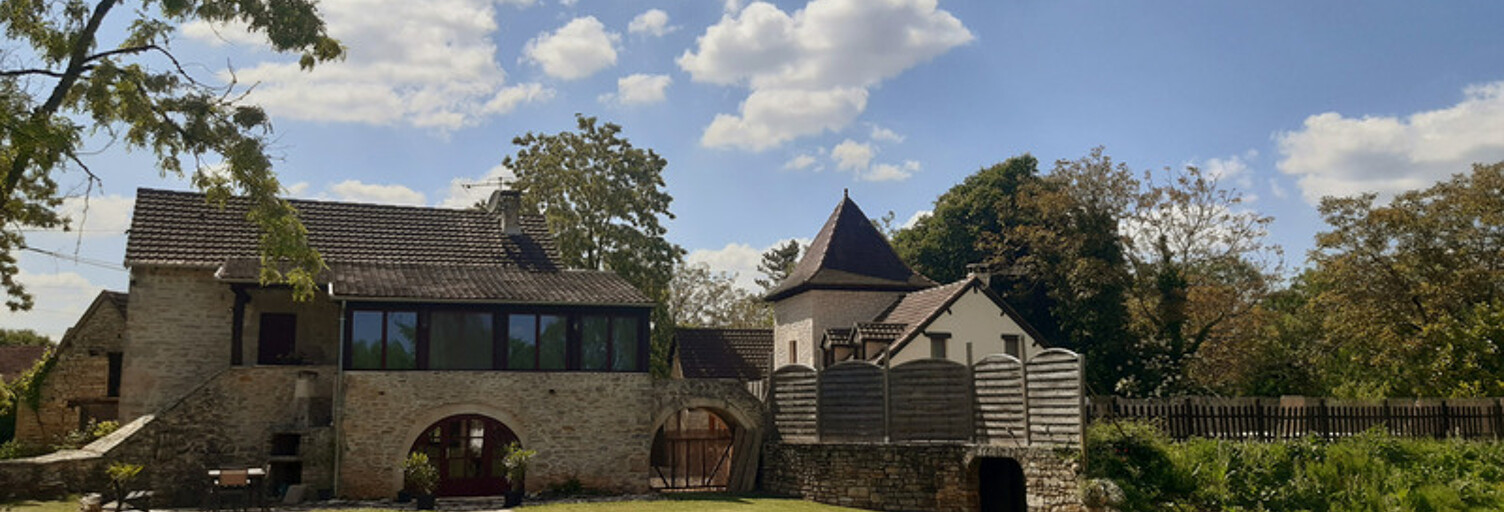 Maison 13 Pièces 280 m² à vendre à Salvagnac-Cajarc (12260)