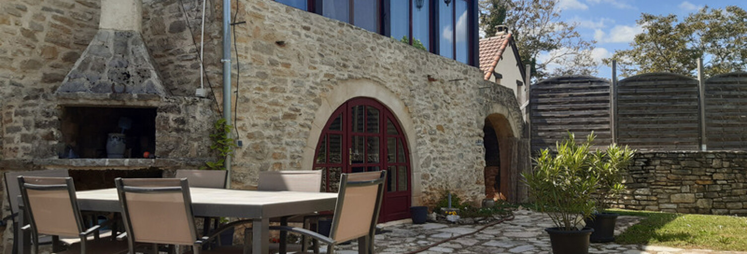 Maison 13 Pièces 280 m² à vendre à Salvagnac-Cajarc (12260)