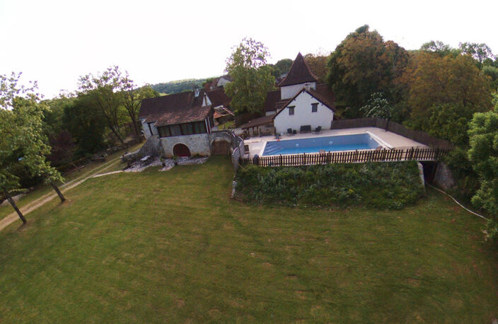 Maison avec gite et piscine — photo 3