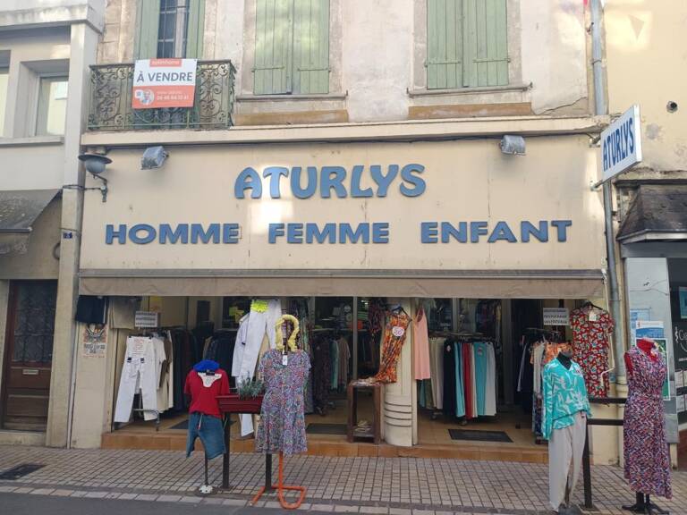 Immeuble Traversant : Emplacement N°1 sur les 2 Rues les plus Commerçantes — photo 1