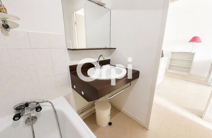 EXCLUSIVITÉ – Appartement 2 pièces au cœur de Saint-Martin-de-Ré – Résidence sécurisée avec cave et local vélo — photo 5