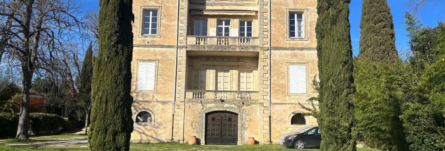 Appartement 4 Pièces 190 m² à vendre à Uzès (30700)