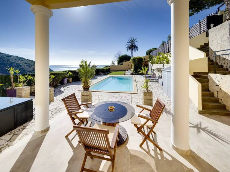 Eze, belle propriété au calme, vue mer. — photo 1