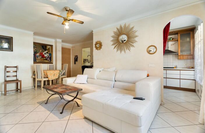 JUAN LES PINS - QUARTIER DULYS — photo 2