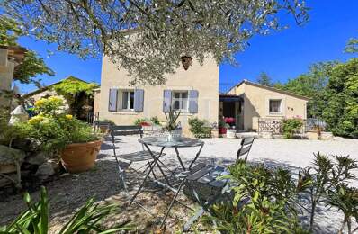 VILLA PROVENCALE TRES SOIGNEE — photo du bien