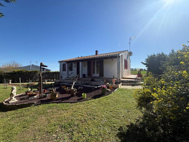 Maison À Vendre MESCHERS SUR GIRONDE — photo 1