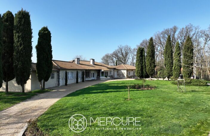 VUE IMPRENABLE POUR CETTE VILLA DE PLAIN-PIED AVEC PISCINE ET TE — photo 3