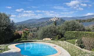 Maison 5 Pièces 125 m² à vendre à Opio (06650)