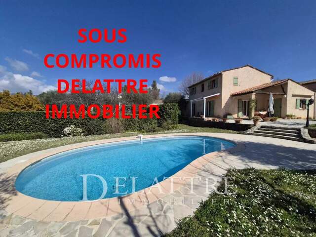 MAISON FAMILIALE PROCHE COMMODITES — photo du bien