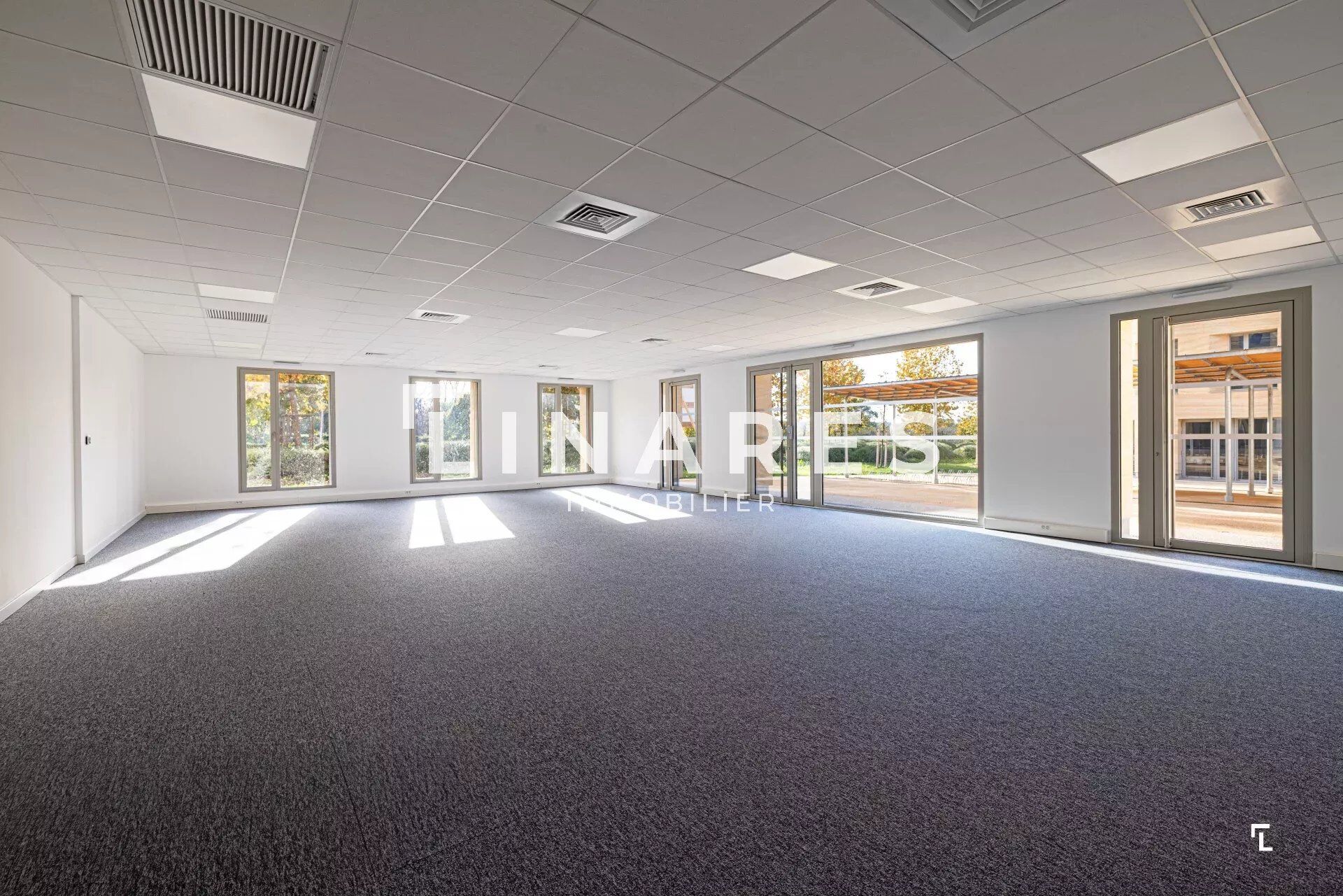 Bureau  à louer Les Milles 13290