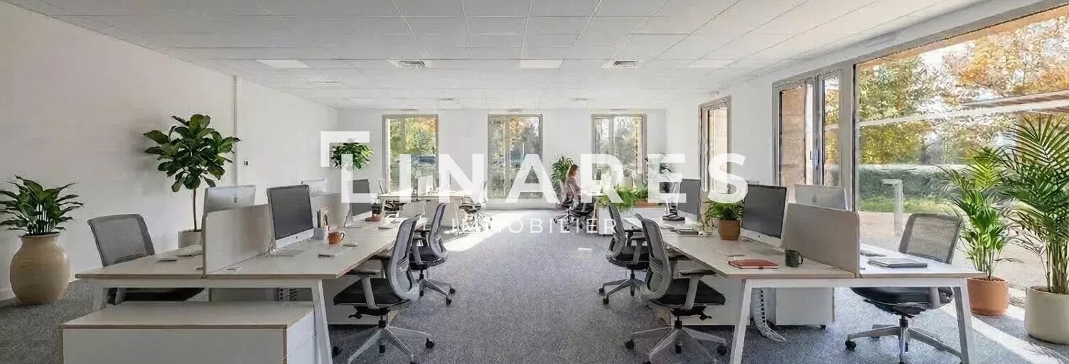 Bureau  108 m² à louer à Aix-en-Provence (13290)