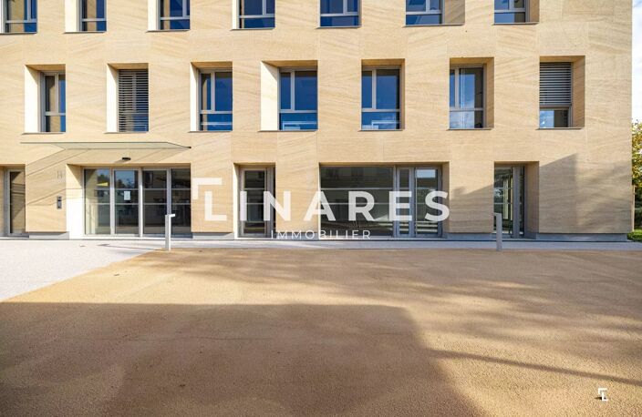 AIX AT WORK - Plateau de bureaux de 108m2 + 4 places de stationn — photo 3