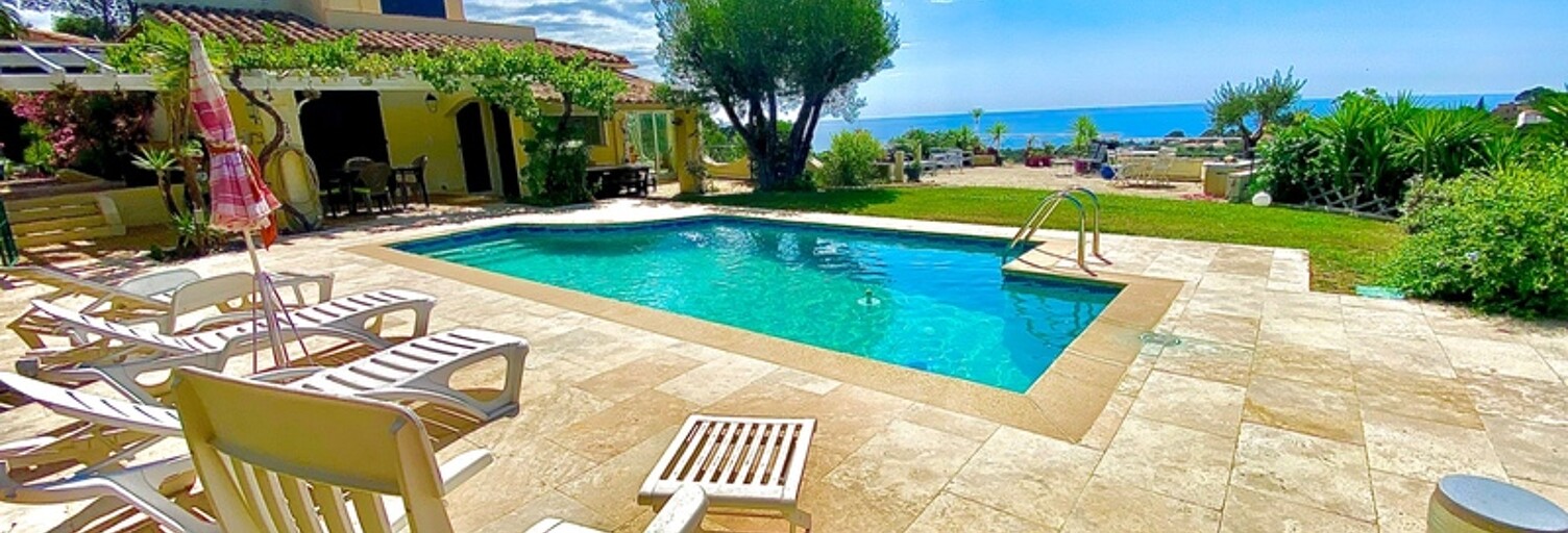 Maison 8 Pièces 240 m² à vendre à Fréjus (83370)