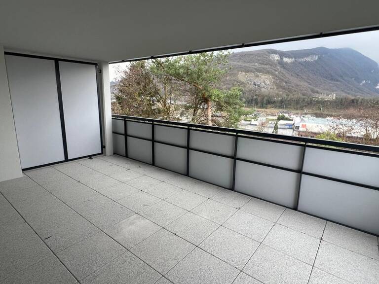 À vendre – Appartement T4 attique traversant de 106,15 m² avec terrasses et vue dégagée à Annemasse (74) — photo 1