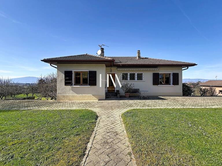 Maison à vendre - 3 chambres - COLLONGES SOUS SALEVE (74) — photo 1