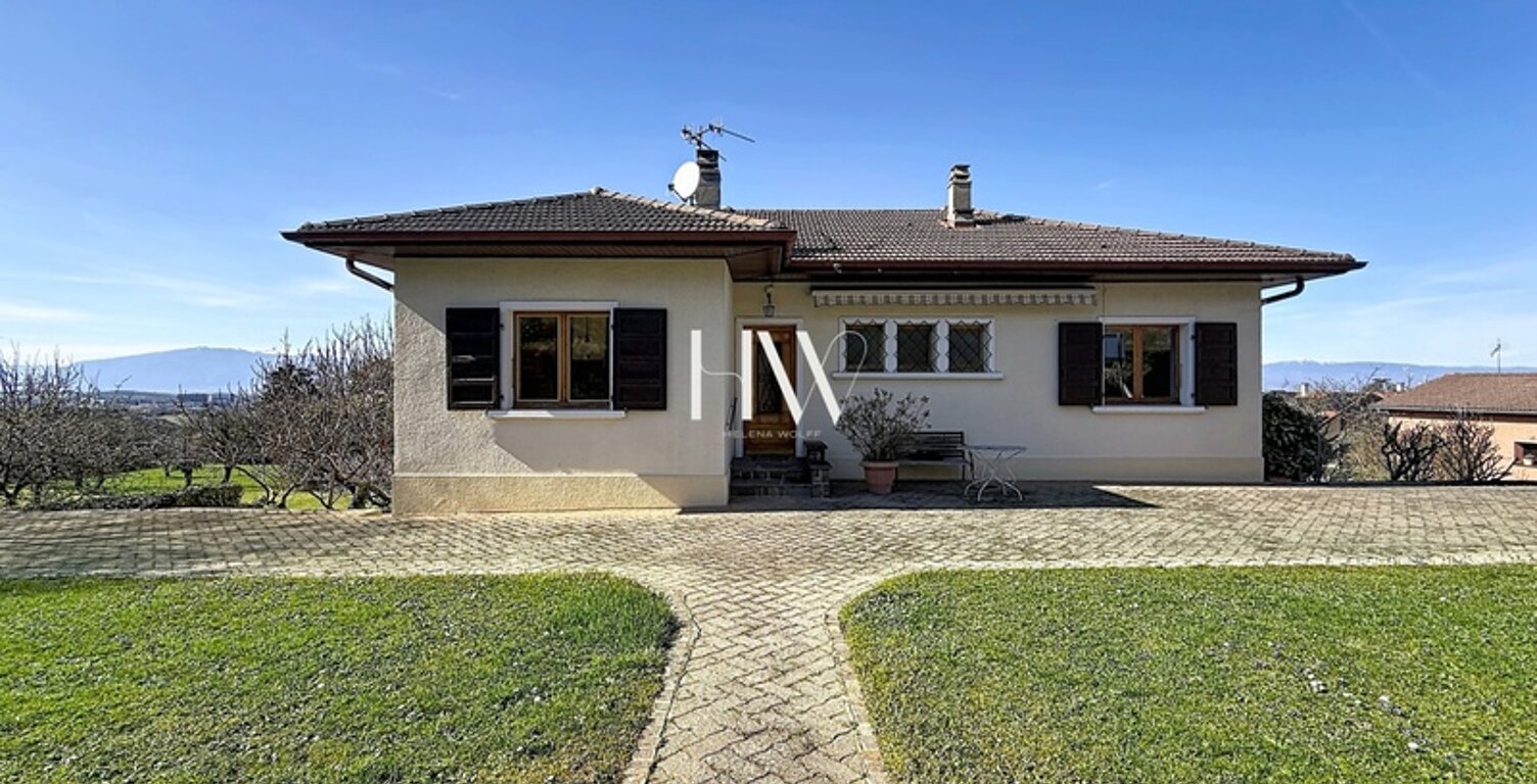 Maison à vendre - 3 chambres - COLLONGES SOUS SALEVE (74) — photo 1