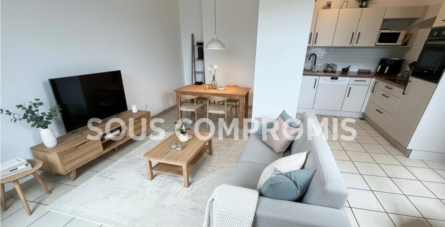EXCLUSIVITÉ – Maison de ville 4 pièces au cœur de  CHALAMONT (01) — photo 1