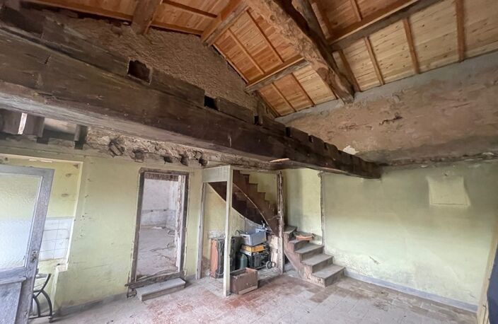 SAINT MARTIN D'ESTREAUX MAISON en PIERRE - 5 pièces - A rénover — photo 2