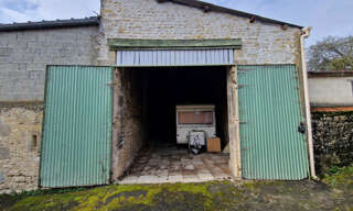 Garage  55 m² à vendre à Tonnay-Boutonne (17380)