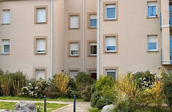 Appartement T3 à  BERRIAC  60m2 habitables, deux chambres, deux places de parking — photo 2