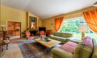Maison 9 Pièces 333 m² à vendre à Saint-Cyr-au-Mont-d'Or (69450)