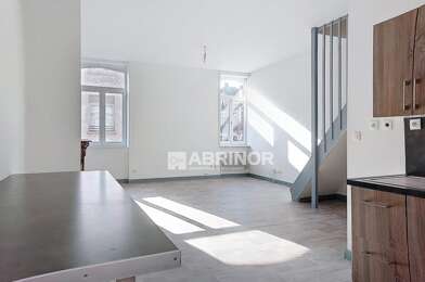 Immeuble  242000 €