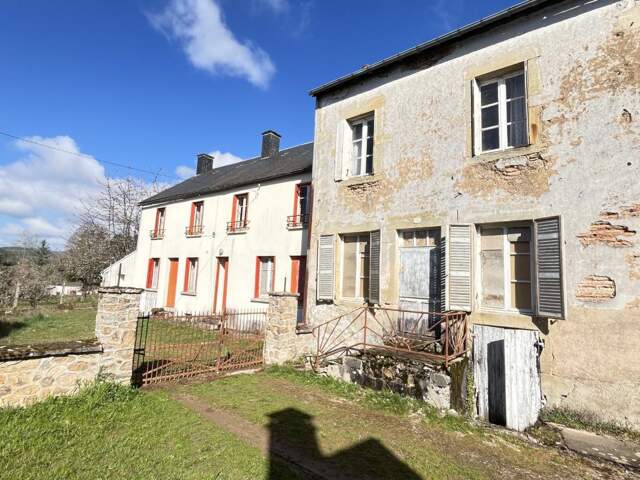 Ensemble de deux maisons mitoyennes en centre bourg — photo du bien
