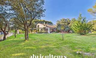 Maison 8 Pièces 252 m² à vendre à Rognes (13840)