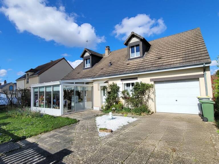 Maison lumineuse et fonctionnelle avec véranda et garage ! — photo 1