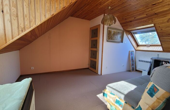 Maison lumineuse et fonctionnelle avec véranda et garage ! — photo 4